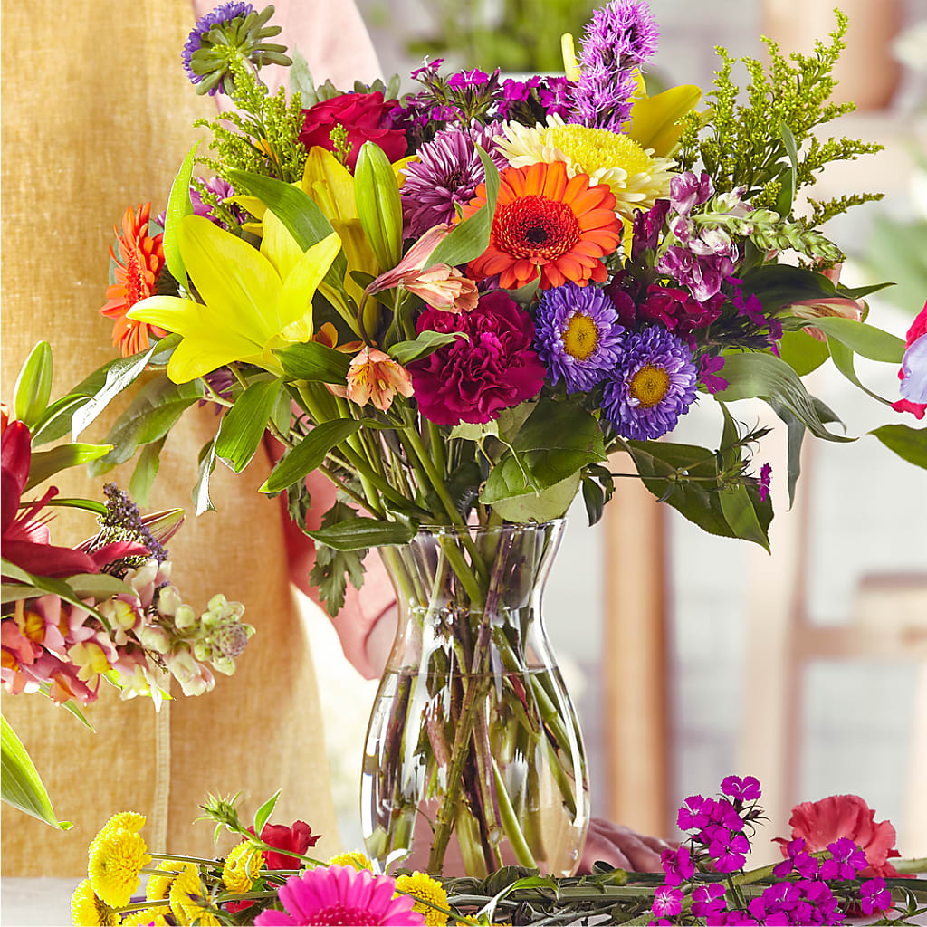 Bold & Bright – A Florist Original – HEART LAKE FLOWERS & GIFTS, Brampton ON