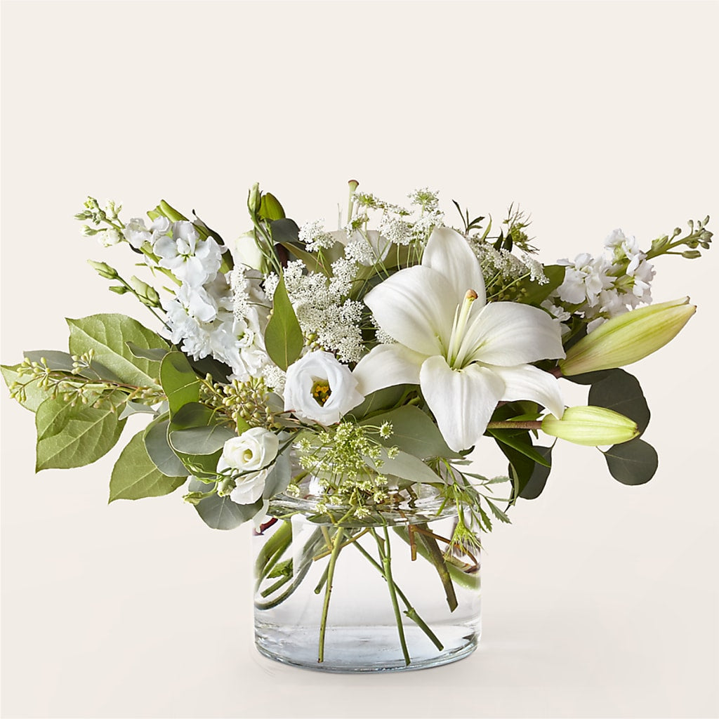 Alluring Elegance Bouquet – HEART LAKE FLOWERS & GIFTS, Brampton ON