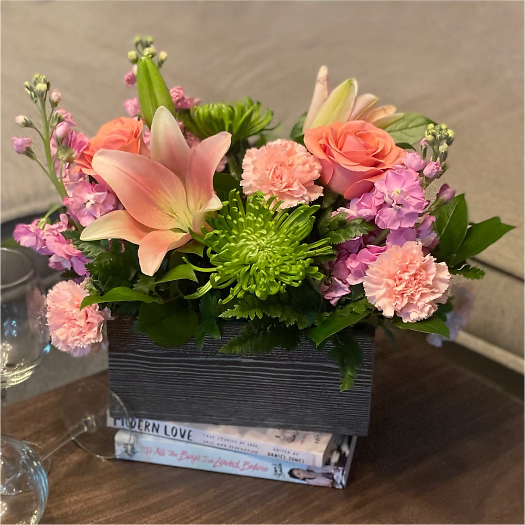 Beautiful Spirit Basket – HEART LAKE FLOWERS & GIFTS, Brampton ON