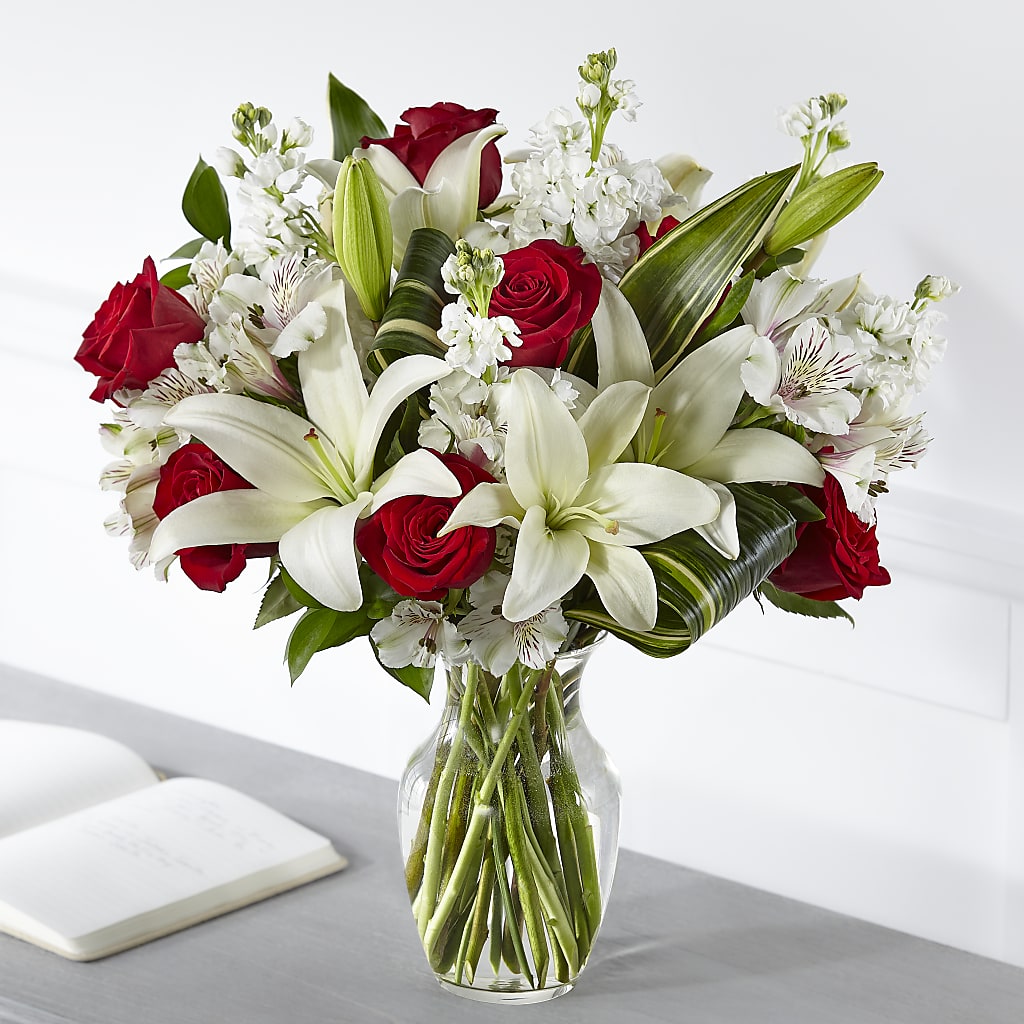 Loving Respect Bouquet – HEART LAKE FLOWERS & GIFTS, Brampton ON
