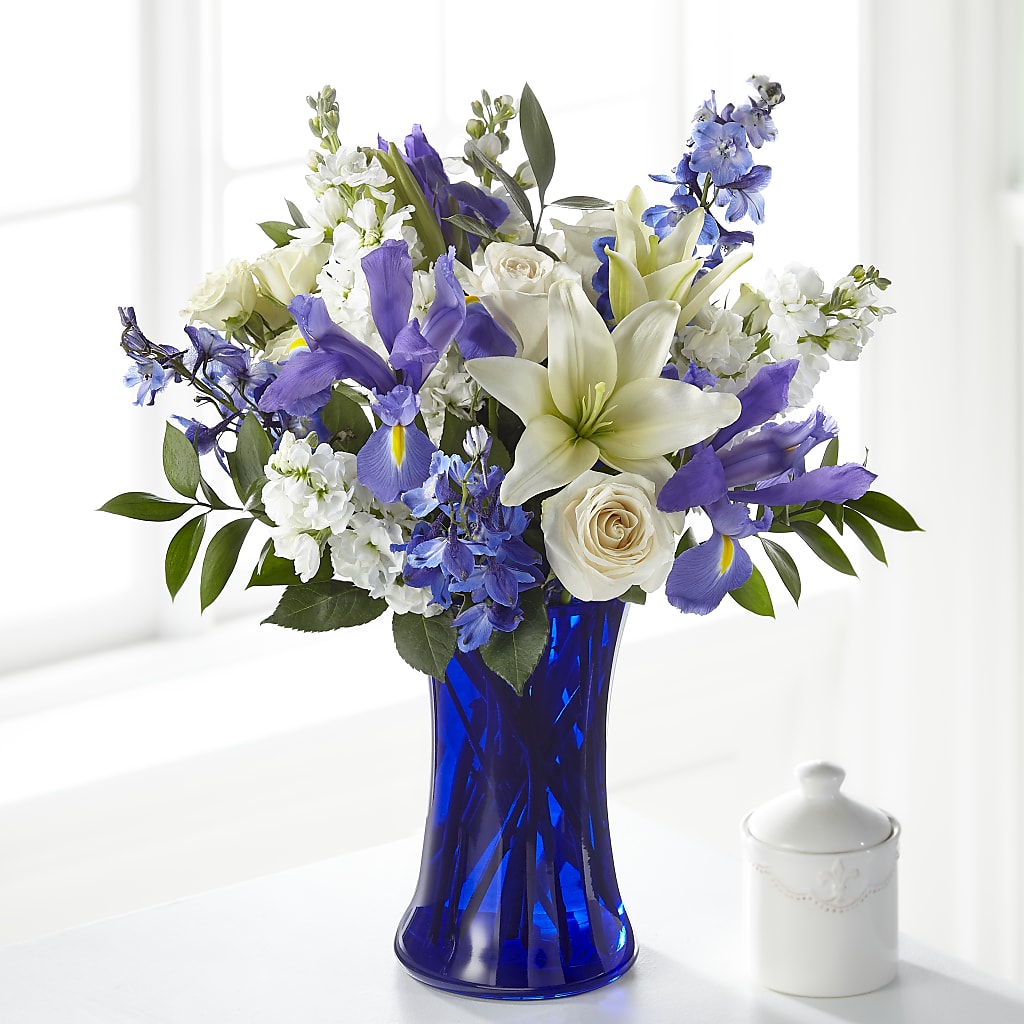 Calming Comfort Bouquet – HEART LAKE FLOWERS & GIFTS, Brampton ON