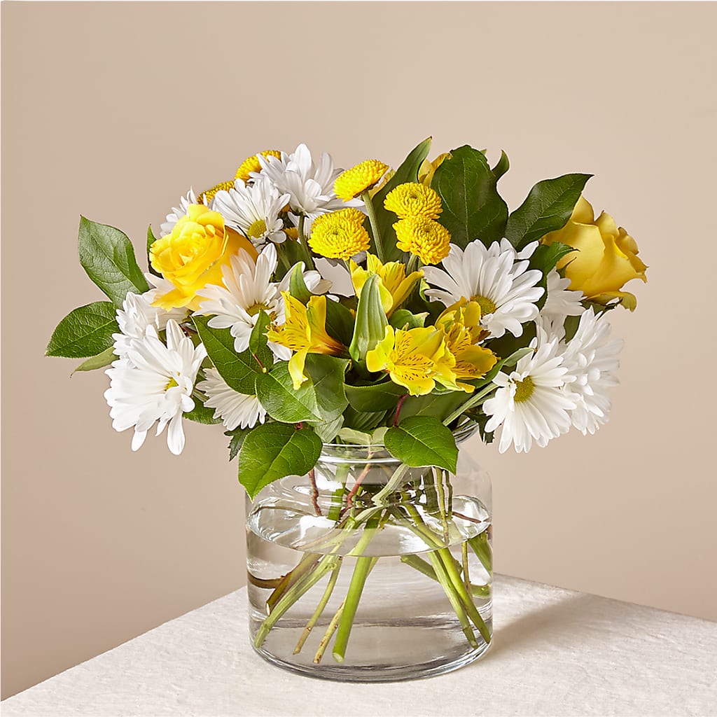 Sunny Sentiments Bouquet – HEART LAKE FLOWERS & GIFTS, Brampton ON