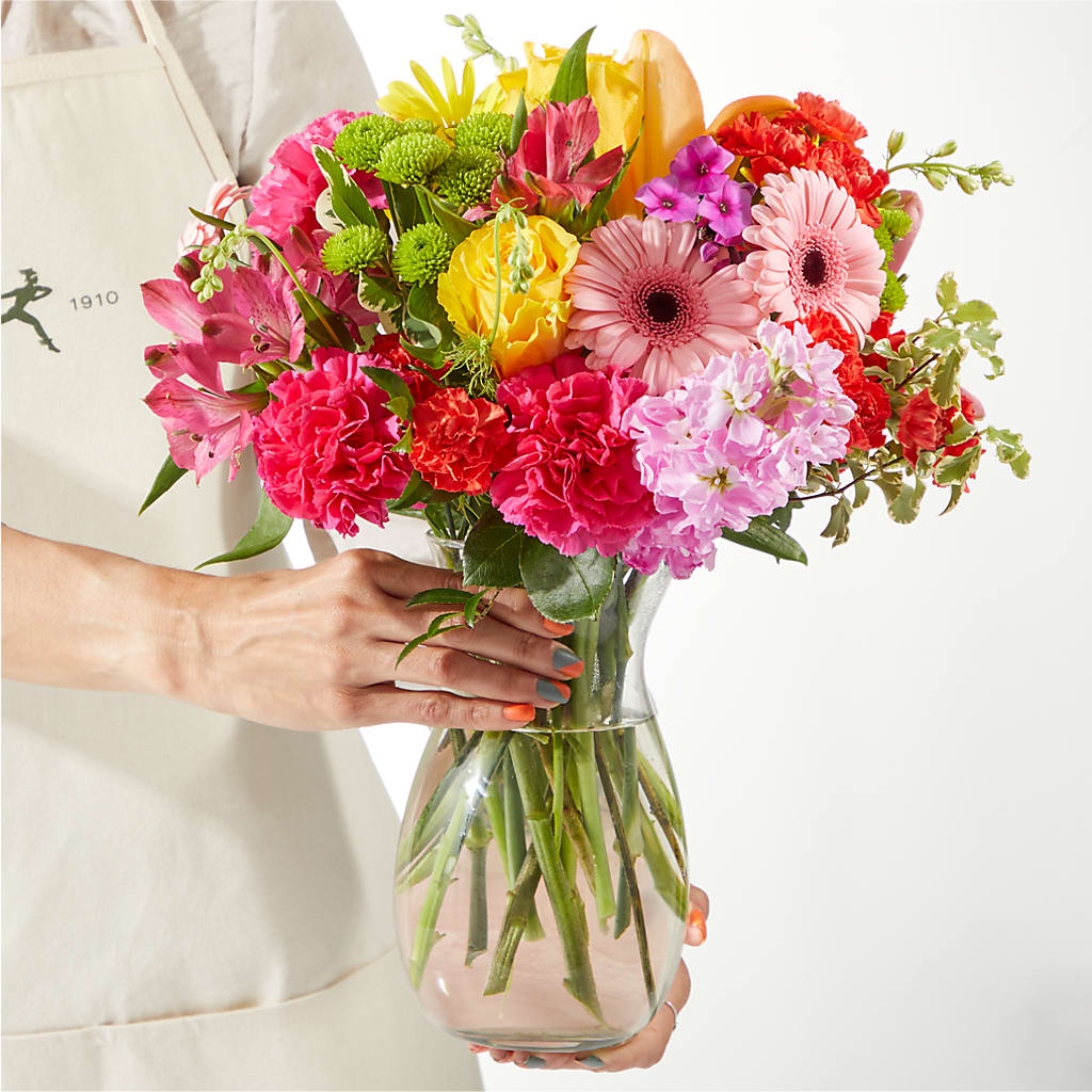 Cue the Confetti - A Florist Original – HEART LAKE FLOWERS & GIFTS, Brampton ON