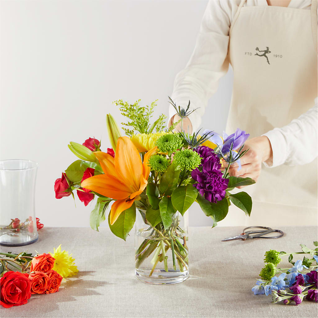 Summer Spectra - A Florist Original – HEART LAKE FLOWERS & GIFTS, Brampton ON