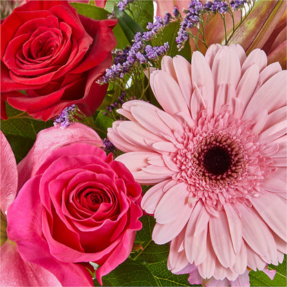 Lots of Love Bouquet – HEART LAKE FLOWERS & GIFTS, Brampton ON